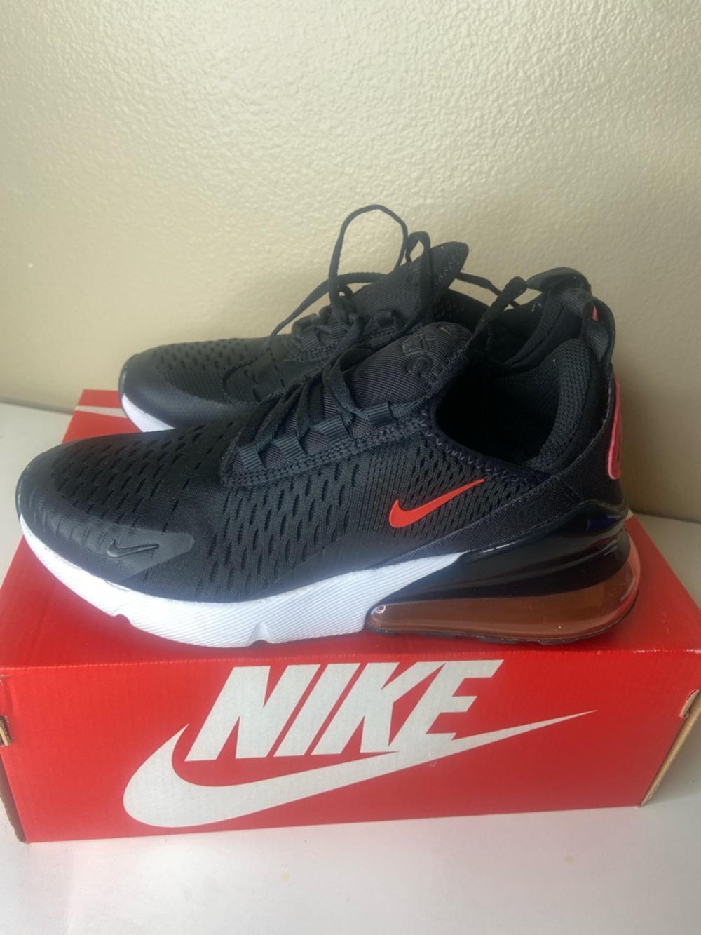 Nike Air Max 270 Kids Running Shoes - Black/Red